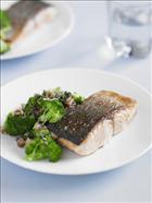 Grilled Salmon with Broccoli and Walnuts